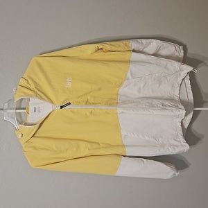 Levi Windbreaker Size Large